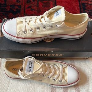 Converse Low Top Sneakers! Excellent Condition!